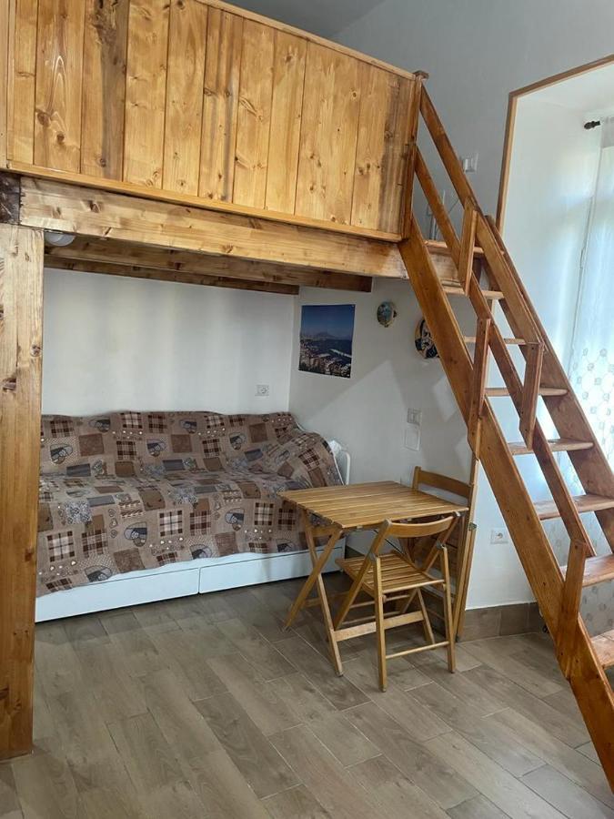 La Casa Di Rosi Apartment เนเปิลส์ ภายนอก รูปภาพ